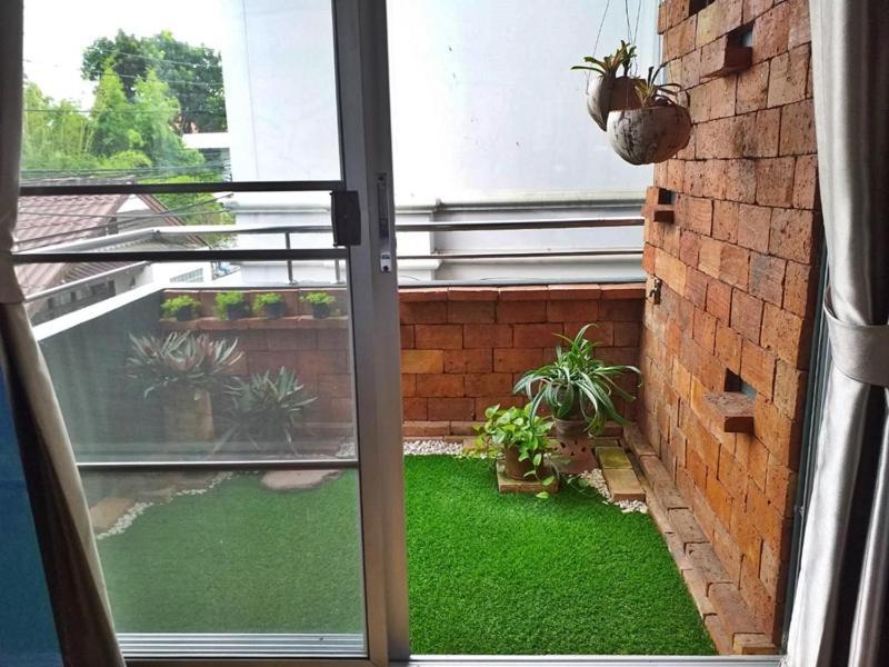 Ingmon House Hotell Chiang Mai Exteriör bild