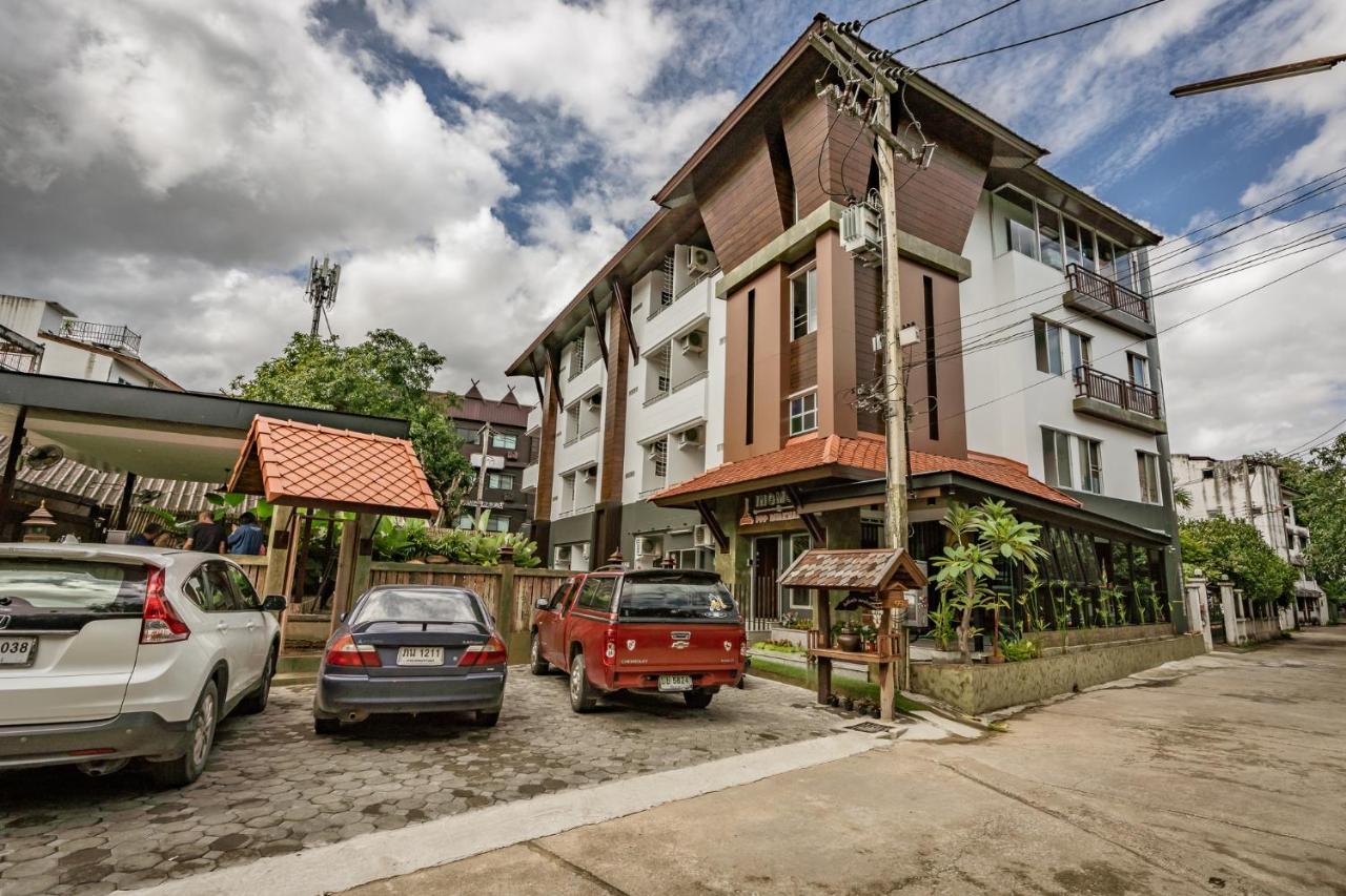 Ingmon House Hotell Chiang Mai Exteriör bild