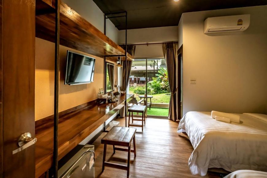 Ingmon House Hotell Chiang Mai Exteriör bild
