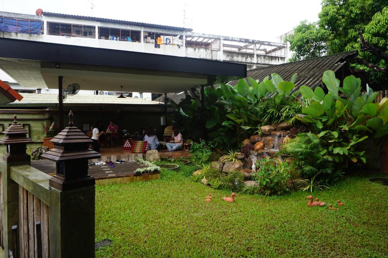 Ingmon House Hotell Chiang Mai Exteriör bild
