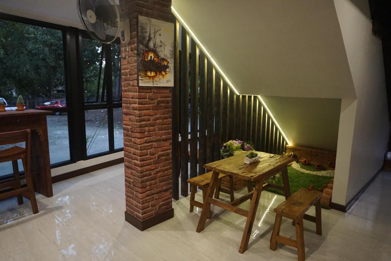 Ingmon House Hotell Chiang Mai Exteriör bild